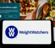 Erfolgreich abnehmen mit dem Weight Watchers Programm: Ein Überblick über die Punktetabelle und spannende Fakten (Foto: AdobeStock 584194460 Timon)